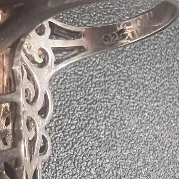 Sterling Silver Openwork Marcasite Shield and Mother of Pearl Cocoon Ring SZ 6 - Picture 7 of 12